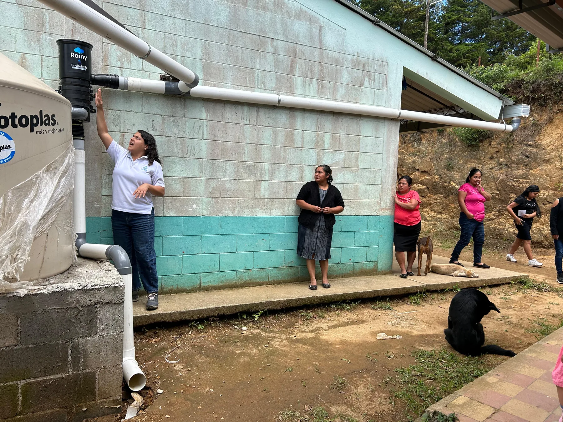 Actividad de FUNCAGUA relacionada con Sistemas de cosecha de agua de lluvia